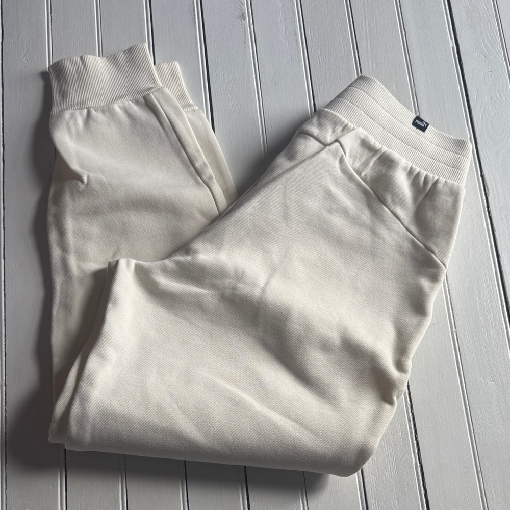 Puma Joggers Off-White/Cream Size M